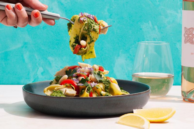 Pappardelle with Artichokes, White Beans, and Pistou | Sunbasket