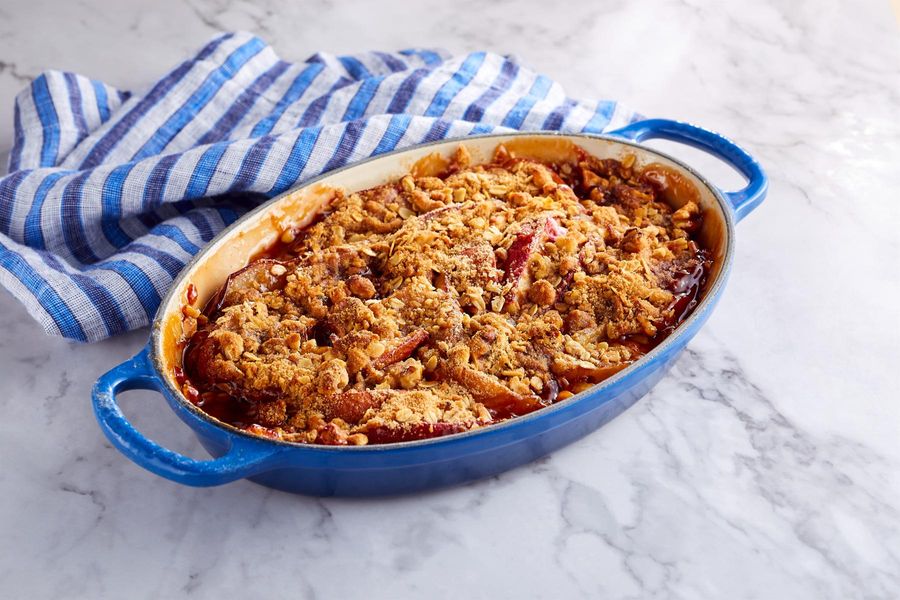 Ginger-Apple Crisp with Walnut-Oat Topping