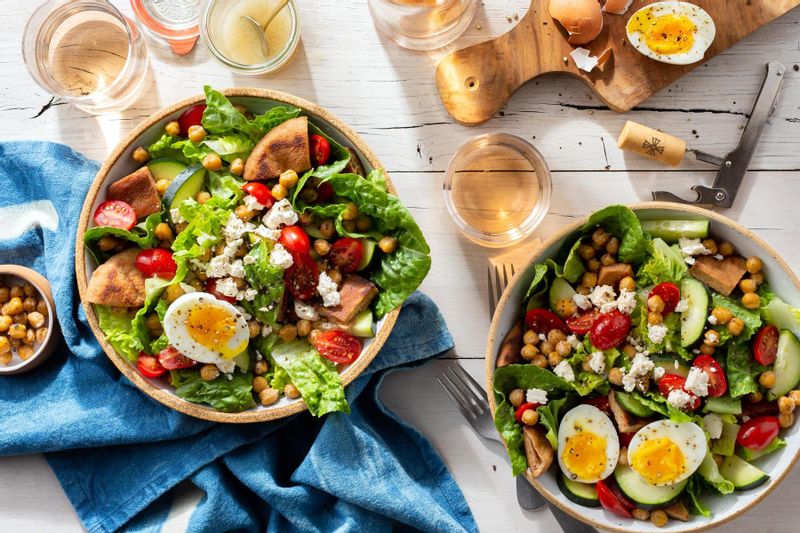 Fattoush Salad with Soft-Cooked Eggs and Za’atar-Spiced Chickpeas ...