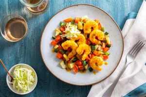 Turmeric-mojo shrimp with roasted carrots and poblano