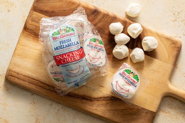 Fresh Mozzarella Snacking Cheese