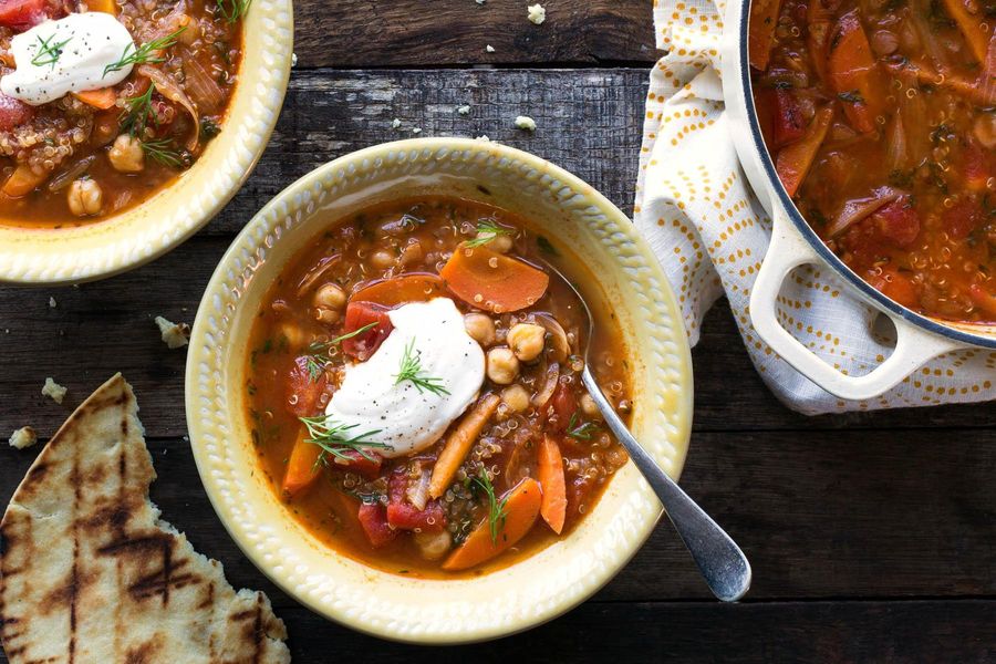 Chickpea and quinoa curry with toasted naan