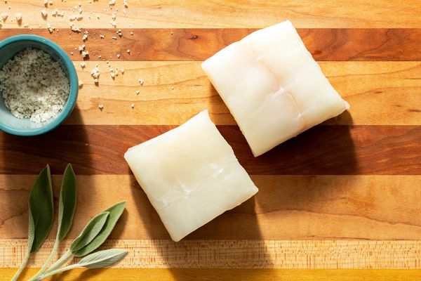 Wild Alaskan halibut fillets (2 count)