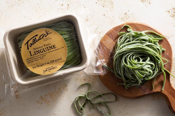 Fresh spinach linguine