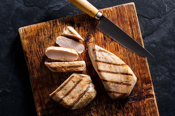 Organic cooked boneless skinless chicken breasts (2 count)